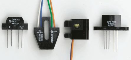 OPB702